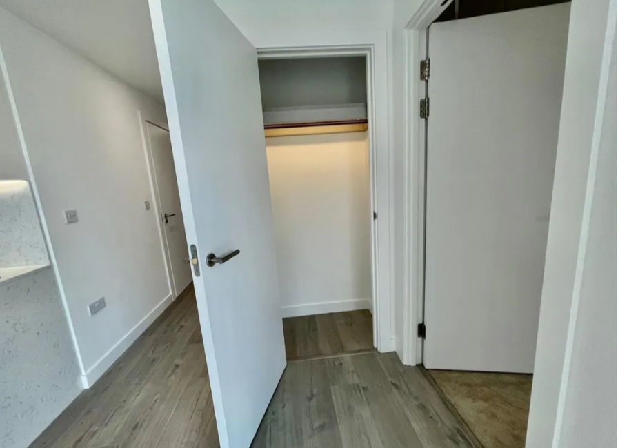 Apartment in London - View 2