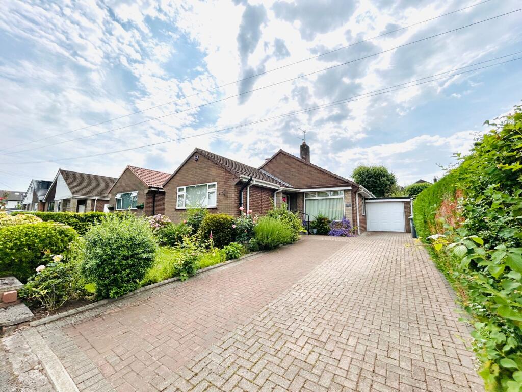Main image of property: Mayfield View, Lymm, WA13