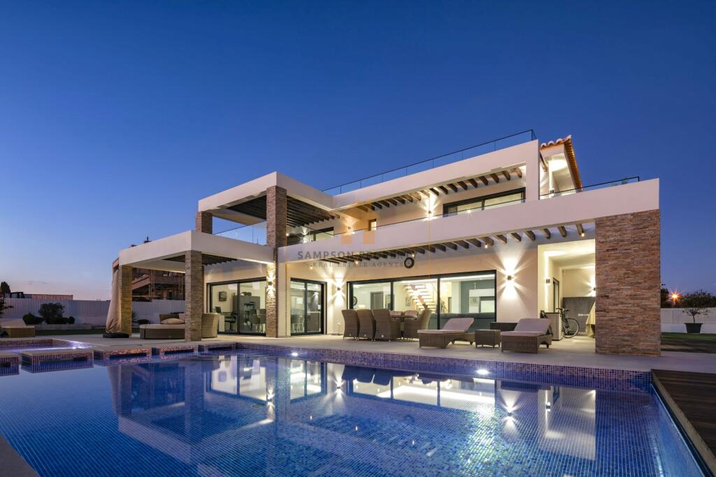 Main image of property: Carvoeiro, Algarve