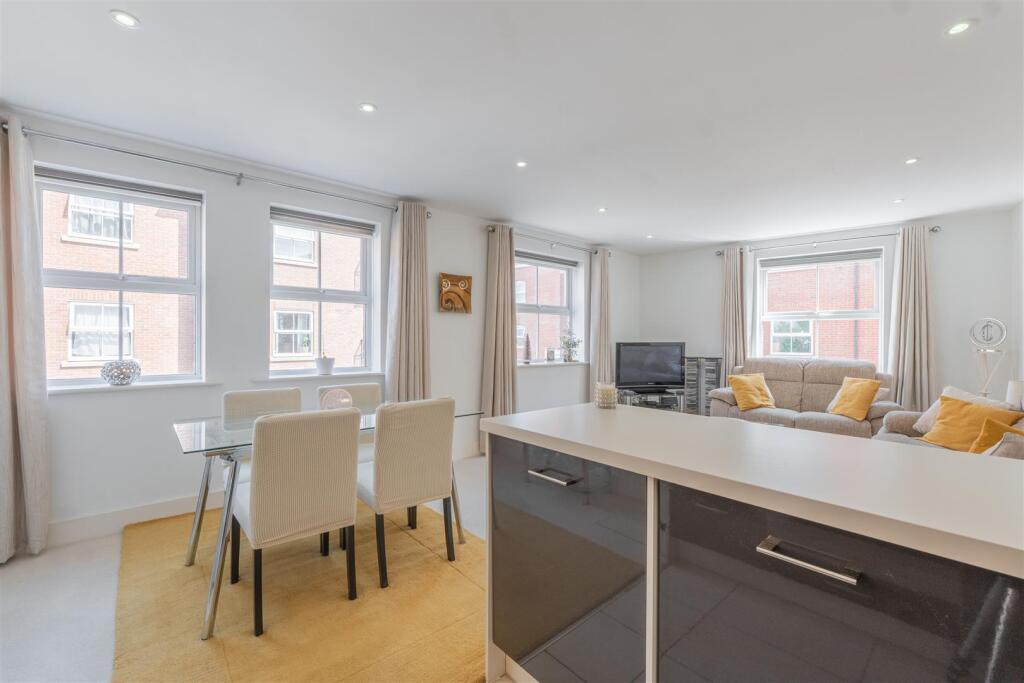 Harry Davies Court, Armstrong drive - View 4