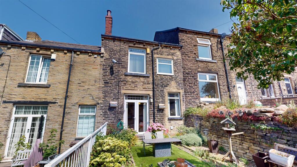 Main image of property: Carr Lane, Shipley, Bradford