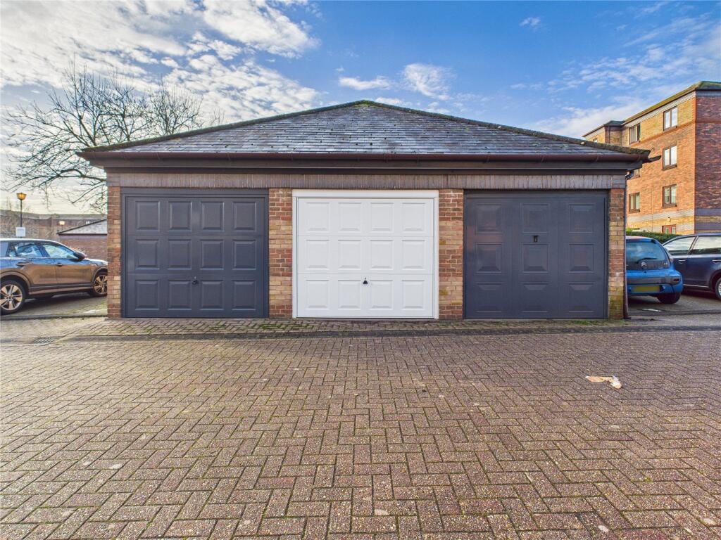 Berlington Court, Bristol, BS1 photo 3