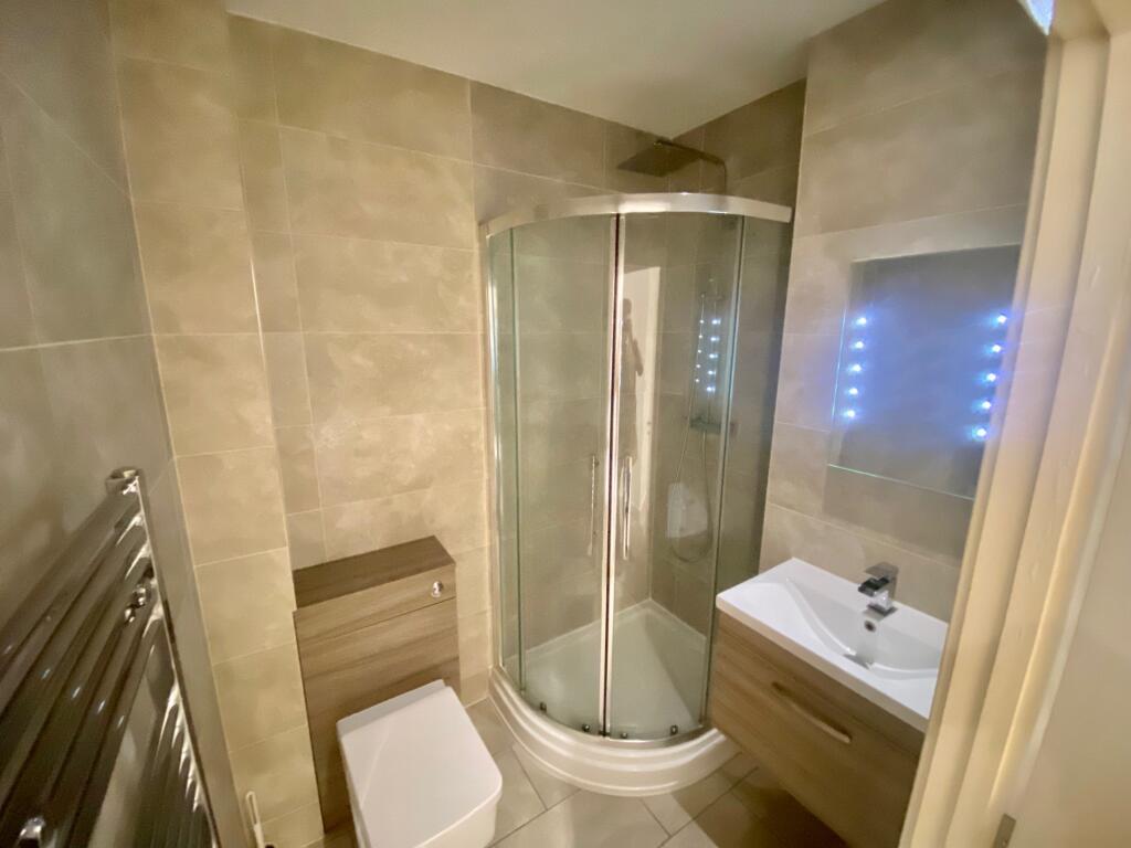 Apartment in Nottingham - More