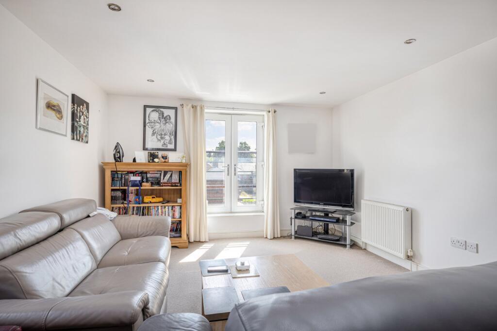 Silver Street, Stansted, Essex, CM24 photo 4