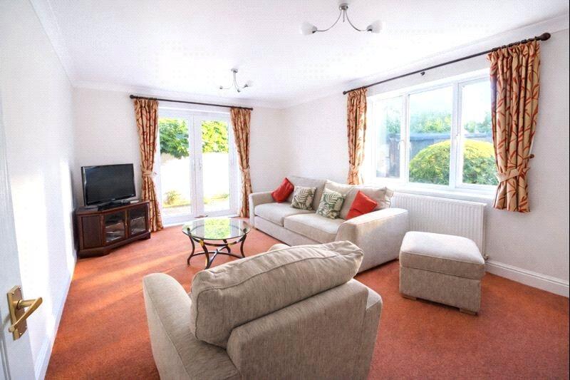 Hazeldean Drive, Rowlands Castle, Hampshire, PO9 photo 3