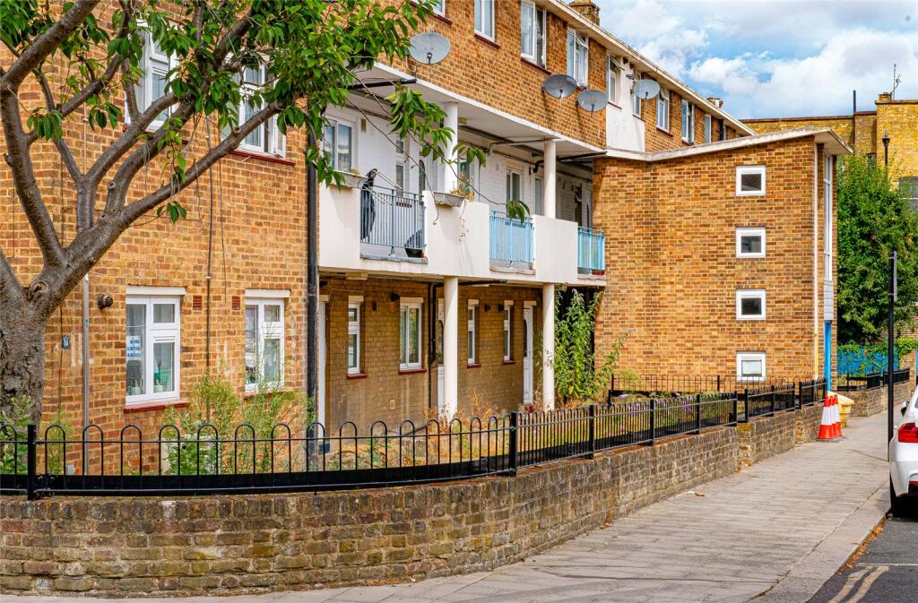 Apartment in London - View 2
