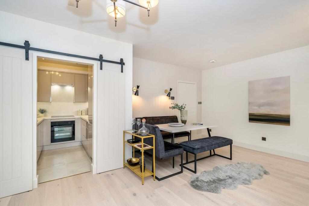 Apartment in London - View 4