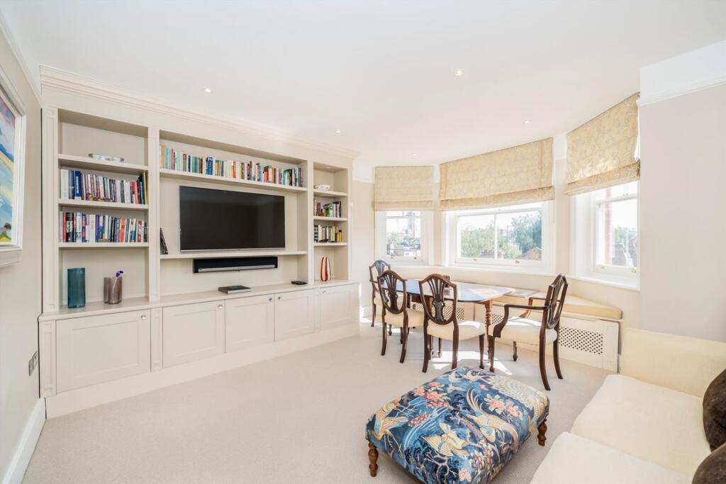 Apartment in London - View 2