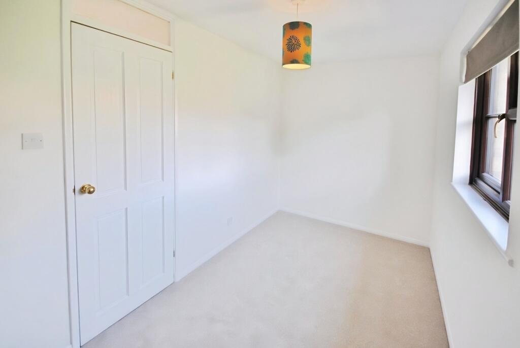 House in Uttlesford, Saffron Walden - More