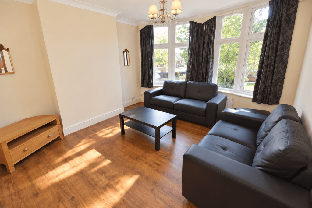 House in Manchester, Ladybarn, Burnage - View 2