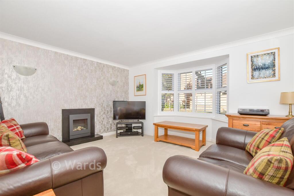 House in Tonbridge and Malling, Kings Hill - View 5