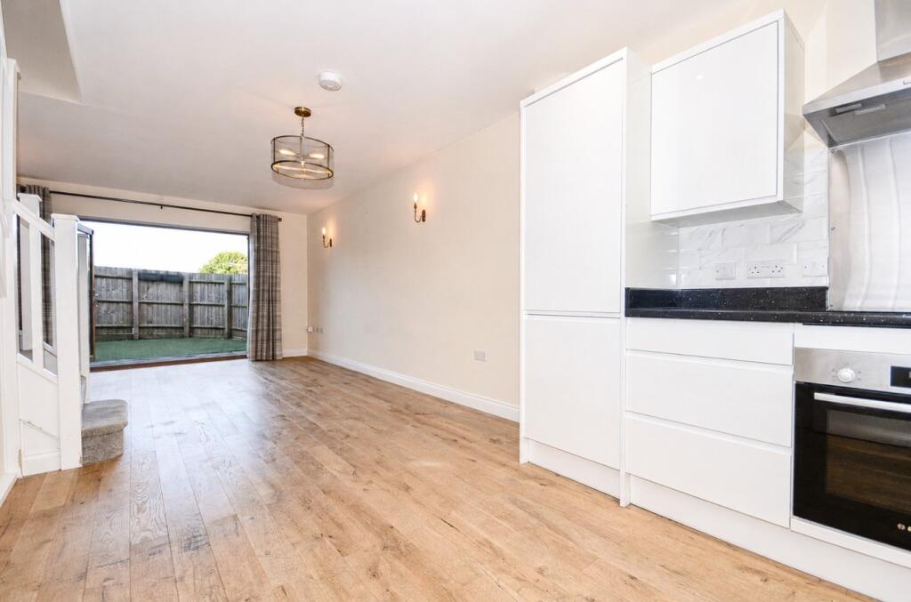 House in Pattishall, West Northamptonshire - View 5