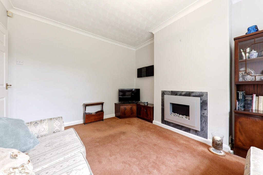 House in Leeds, Hillfoot, Stanningley - View 4