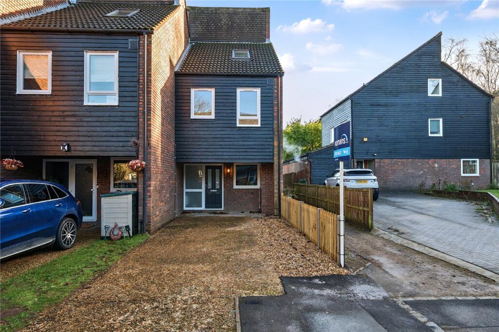Main image of property: Northcott, Bracknell, Berkshire
