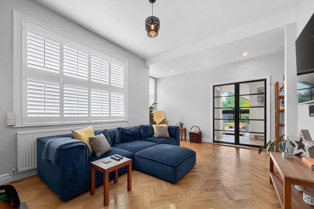House in Trafford, Greater Manchester - More