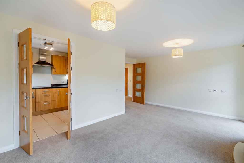 142 Greaves Road, Lancaster photo 3