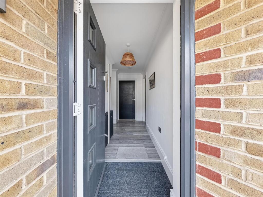 House in Canterbury, Herne and Broomfield - View 2