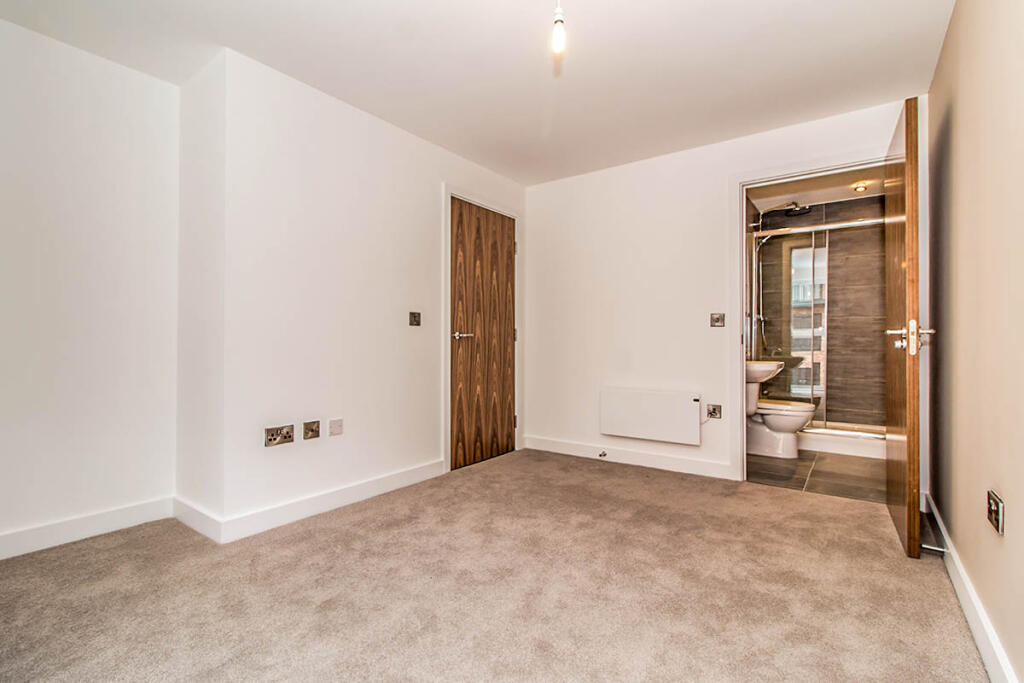 Apartment in Salford, Ordsall - View 5