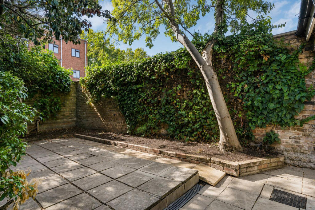 House in London, Hanwell - View 4