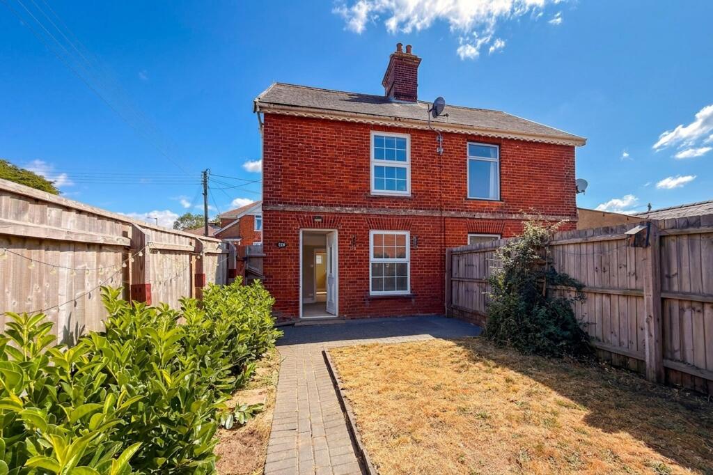 Main image of property: Angel Street, Hadleigh, IP7