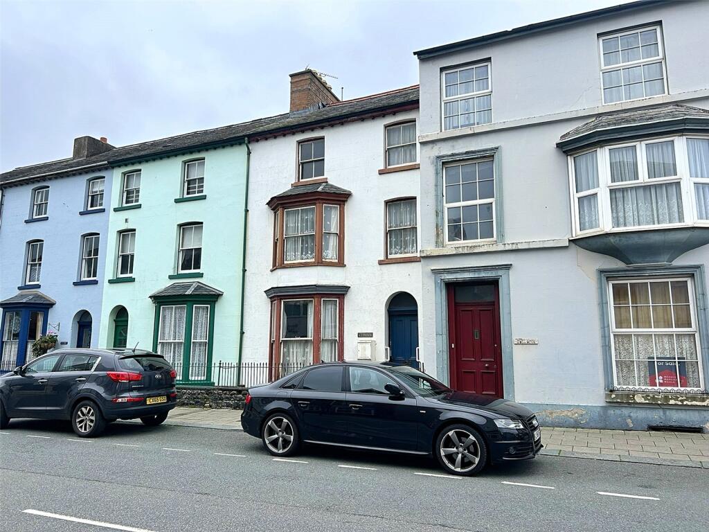 Main image of property: High Street, Tywyn, Gwynedd, LL36