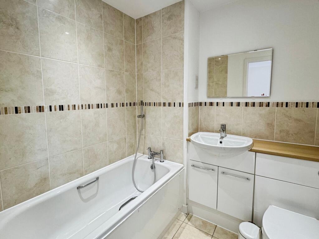 House in Reading - View 5