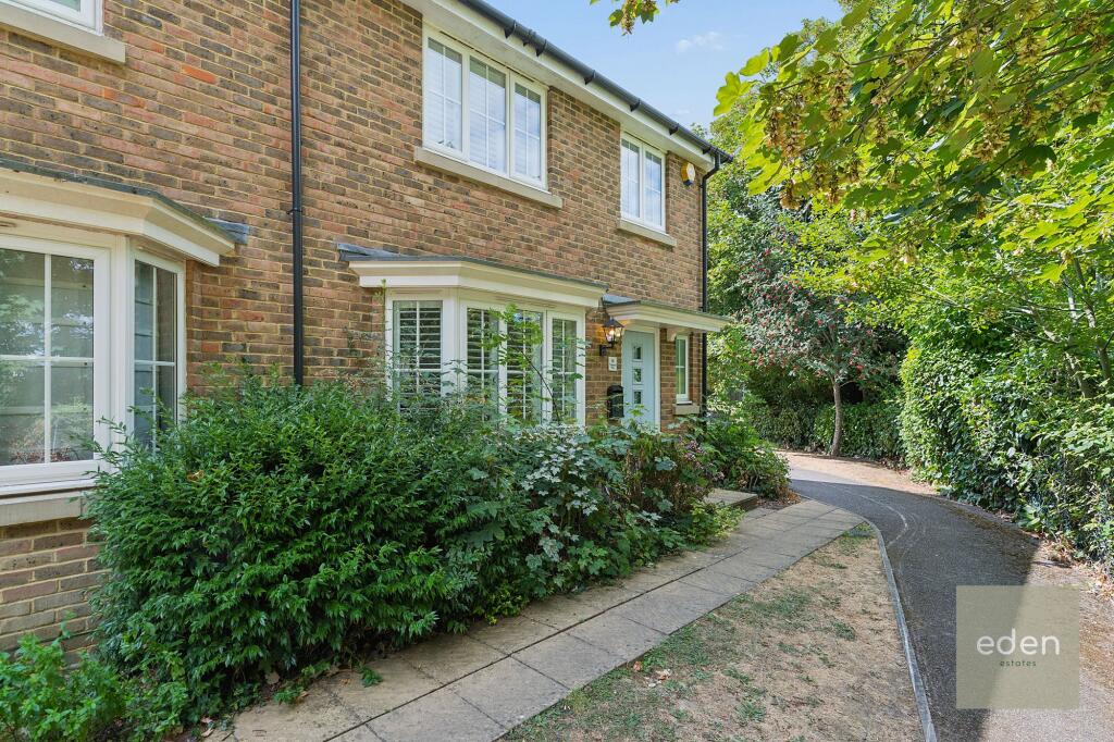Main image of property: Cantium Place, Snodland, ME6