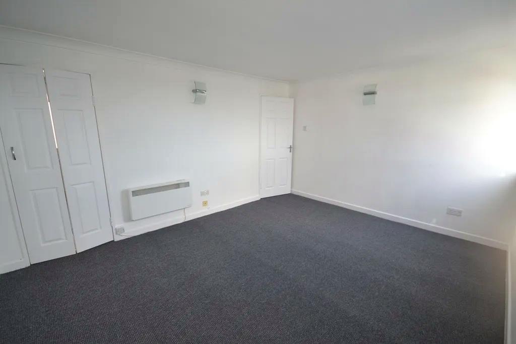 Apartment in Coventry - View 4