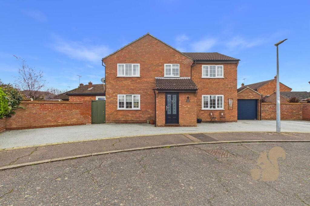 4-bed house on Gainsborough Close, West Mersea, CO5, £500,000