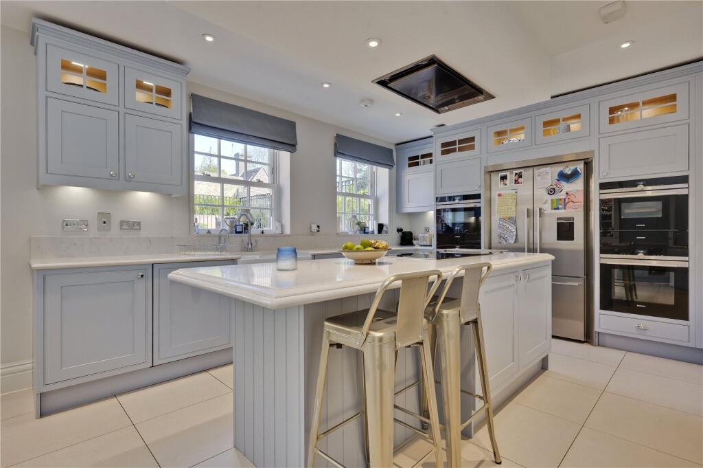House in Redhill - View 4