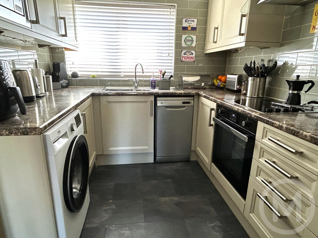 Warbreck Court, Warbreck Hill Road, Bispham photo 4