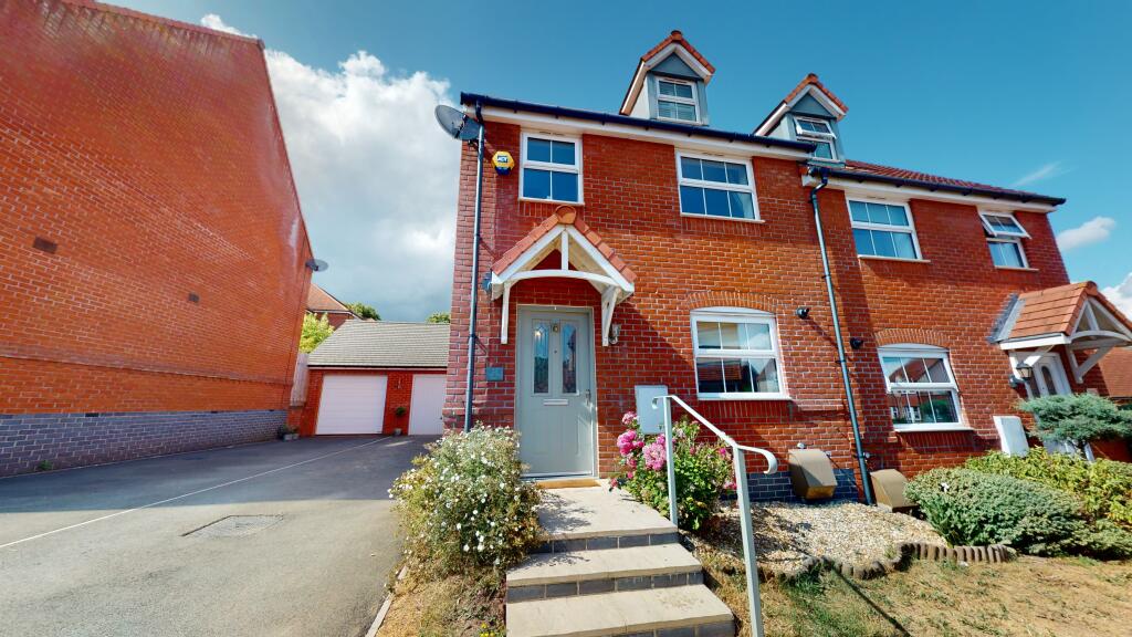 Main image of property: Ashtree View, Newport, NP20