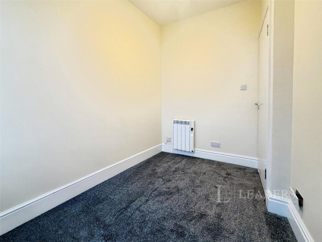 Apartment in Hull, Kingston upon Hull - View 5