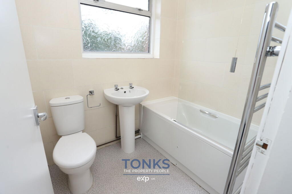 Additional image 18 of NO CHAIN - Beautifully presented throughout - Broadway Croft, Oldbury, B68 9DJ