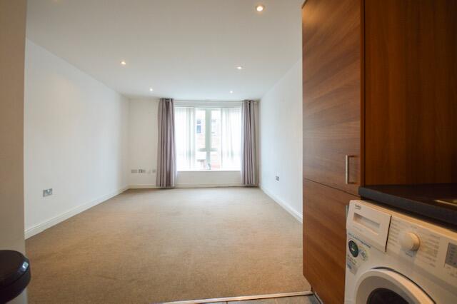 Apartment in Norwich - View 4