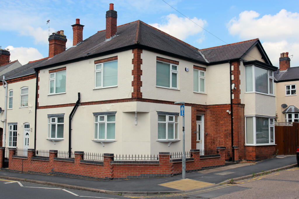 Main image of property: Holliers Walk, Hinckley, Leicestershire