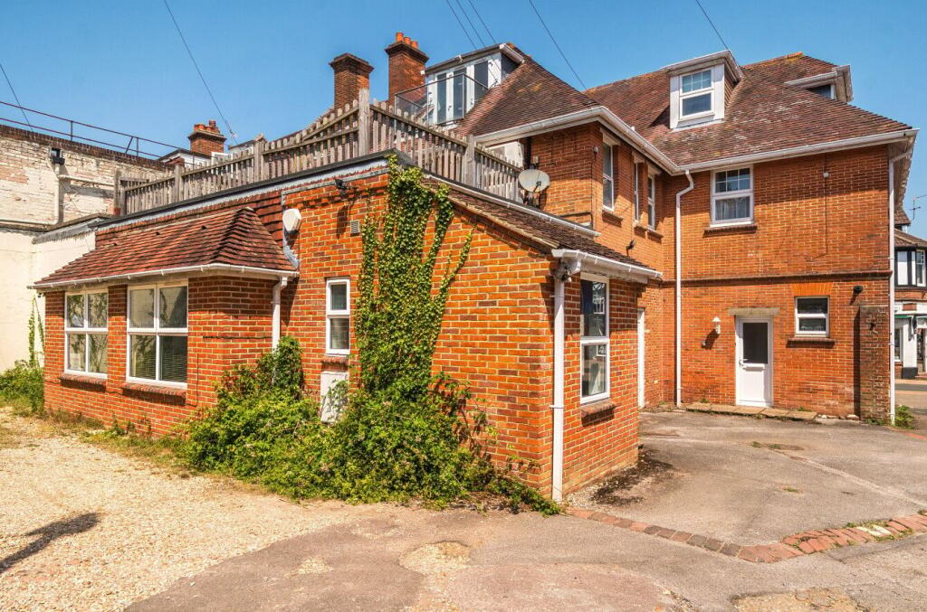 Main image of property: Brookley Road, Brockenhurst, SO42