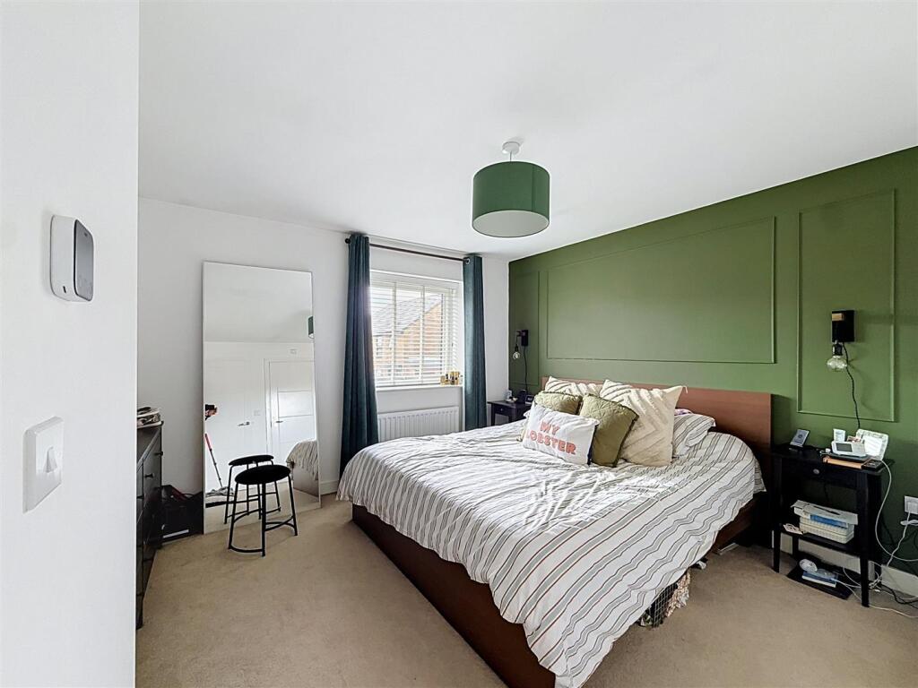 House in Stockton-on-Tees - More