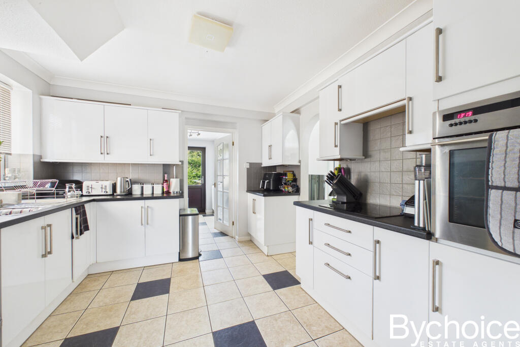 House in West Suffolk, Haverhill - View 4