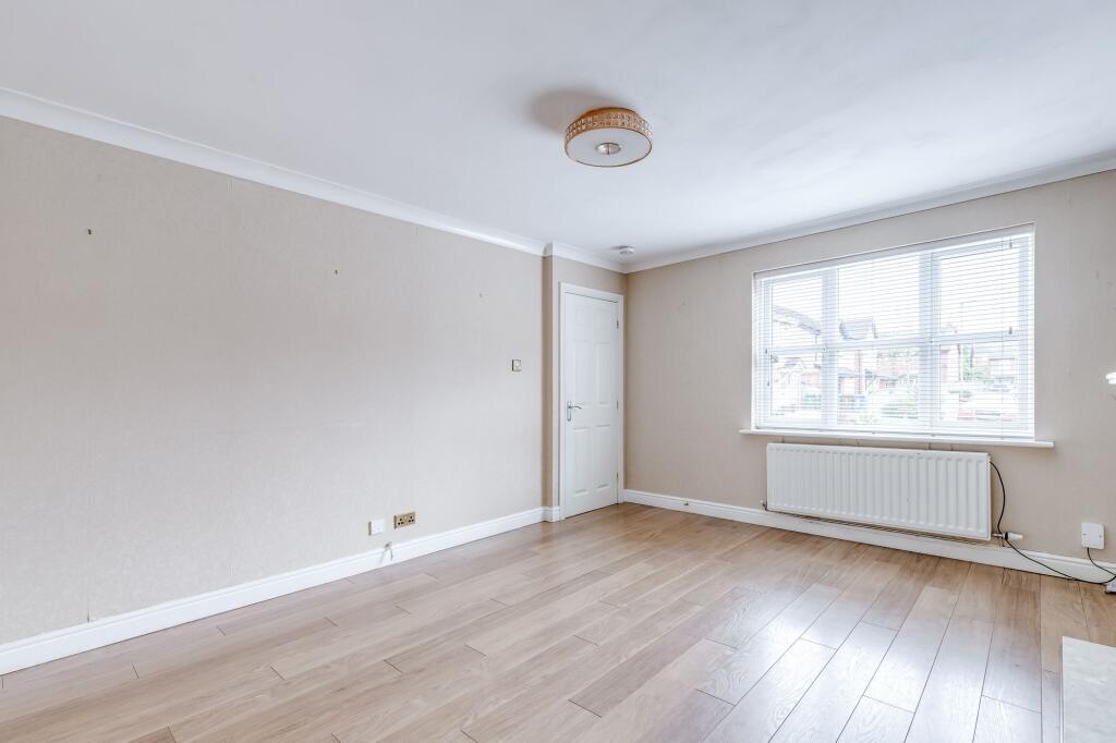 House in Wigan, Greater Manchester - More