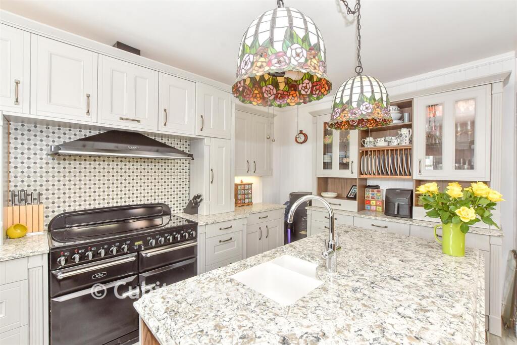 House in Chichester, Southbourne - View 5