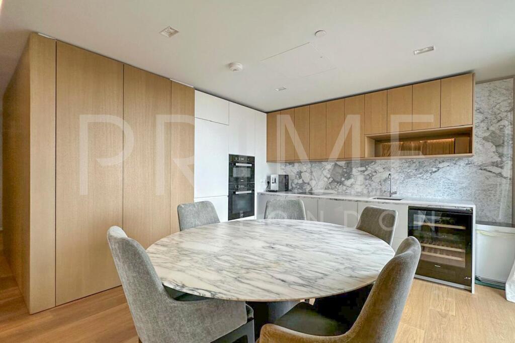 Apartment in London - View 5