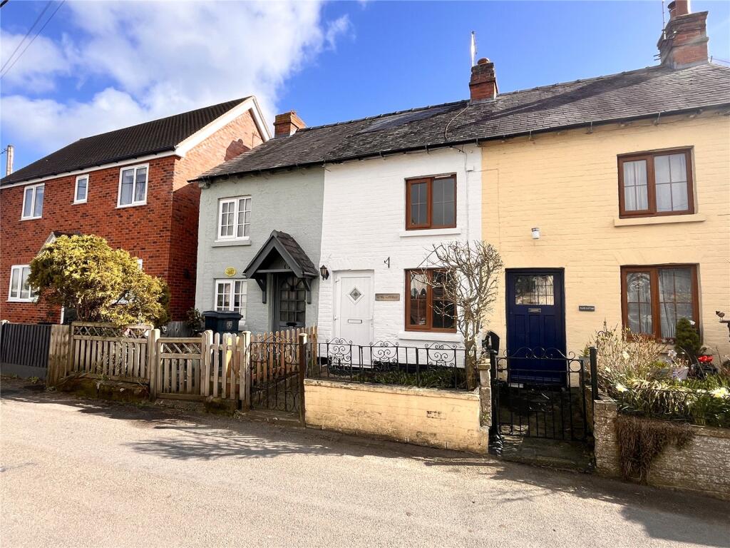 1-bed terraced on Racecourse Lane, Bicton Heath, Shrewsbury, Shropshire, SY3, £148,500