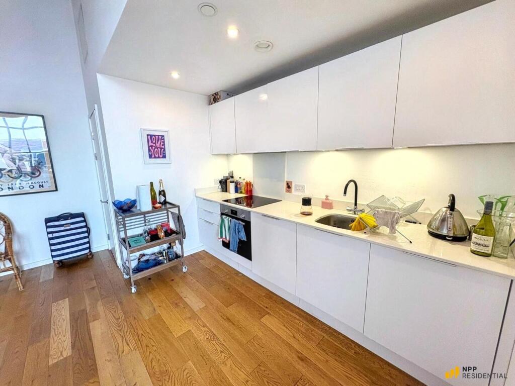 Apartment in Stockport - View 4
