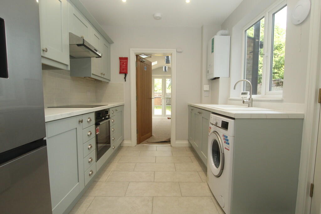 House in Cambridge, Petersfield - View 5