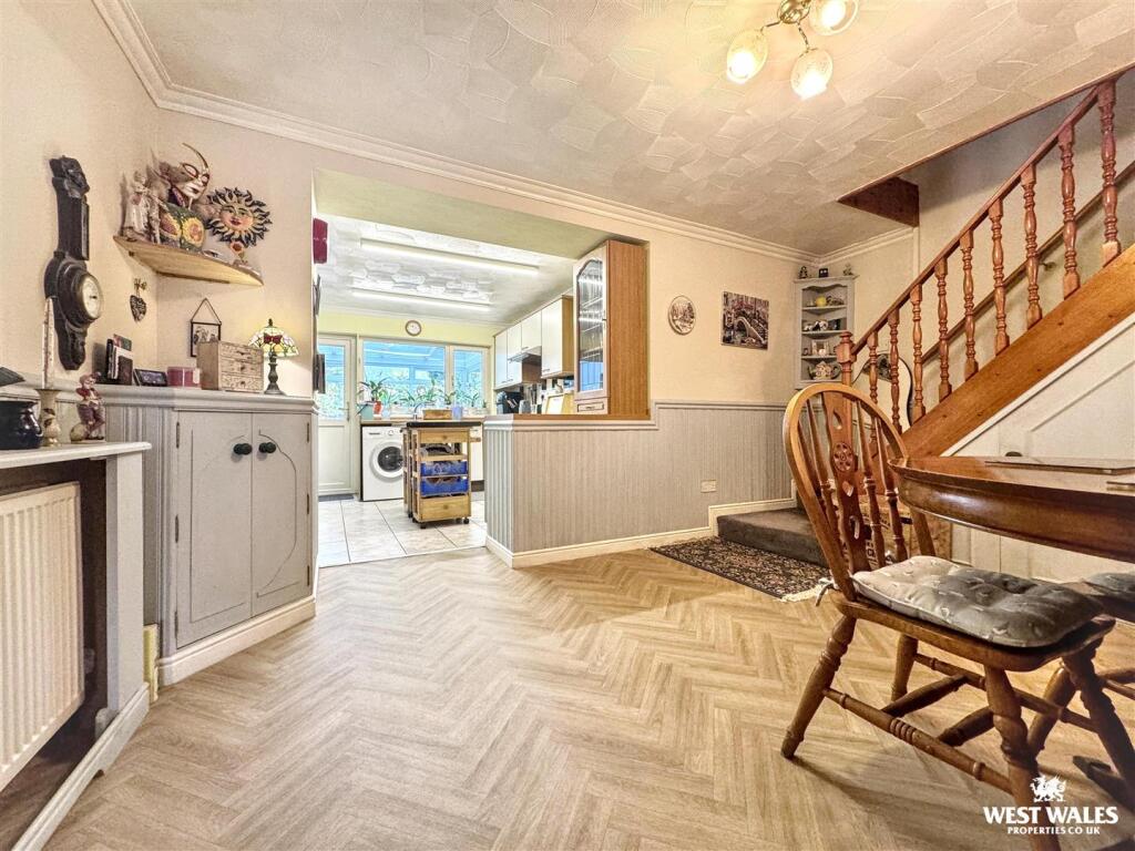 House in Pembroke, Pembrokeshire - View 3