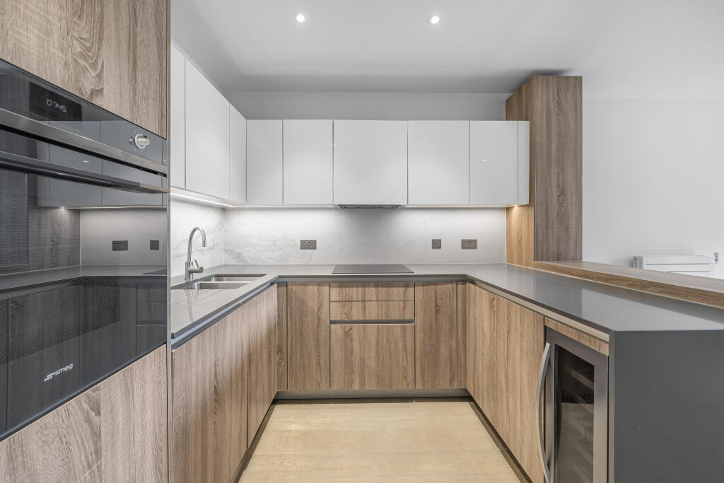 Main image of property: Queenshurst Square, Kingston upon Thames, KT2