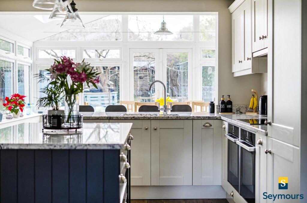 34, Liddington New Road, Guildford, Surrey, GU3 photo 3