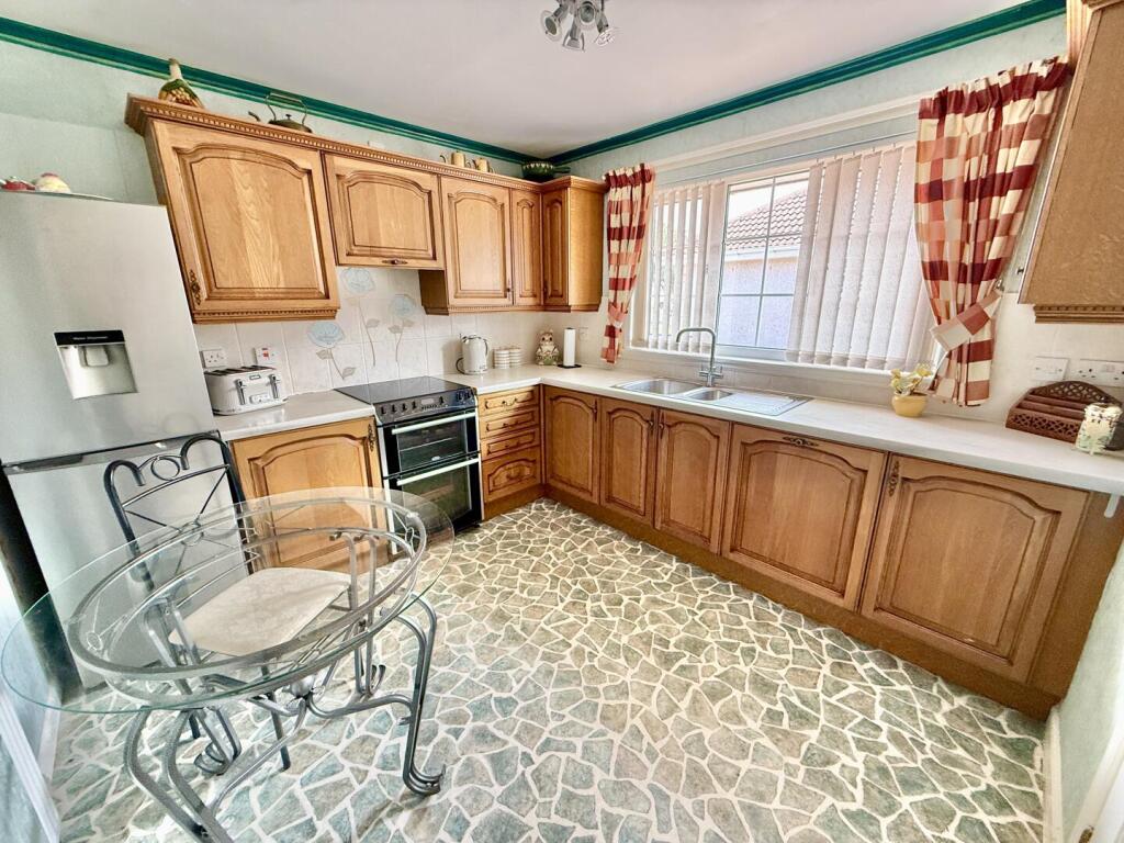 House in Kilmarnock, North Ayrshire - More