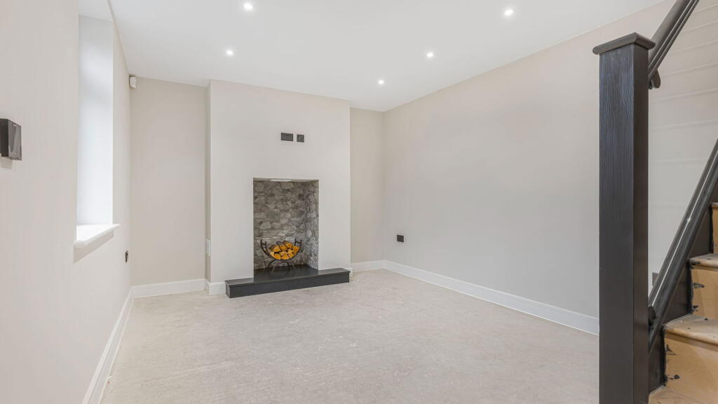 Additional image 14 of Wharf Farm, Dickens Heath Road